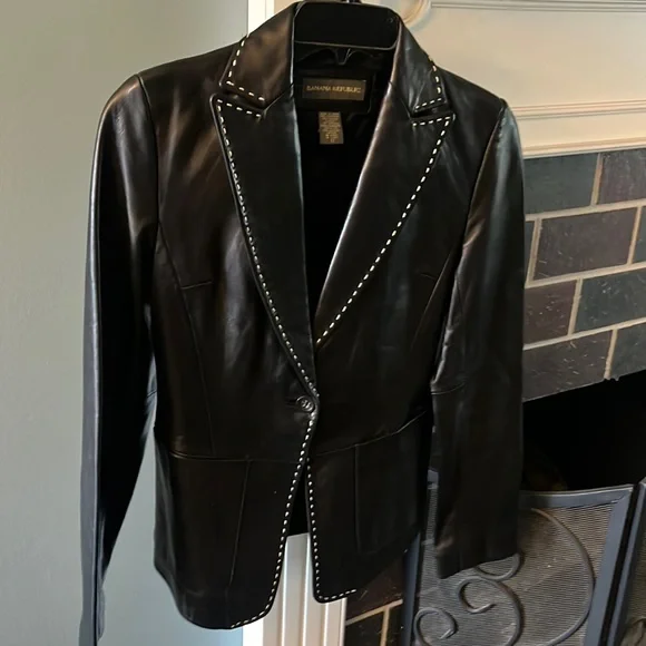 Banana Republic Leather Stitch Detail Moto Blazer/Jacket fit XS - Picture 3 of 17